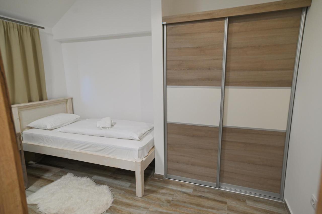 Twenty Park Aparthotel Kikinda ภายนอก รูปภาพ